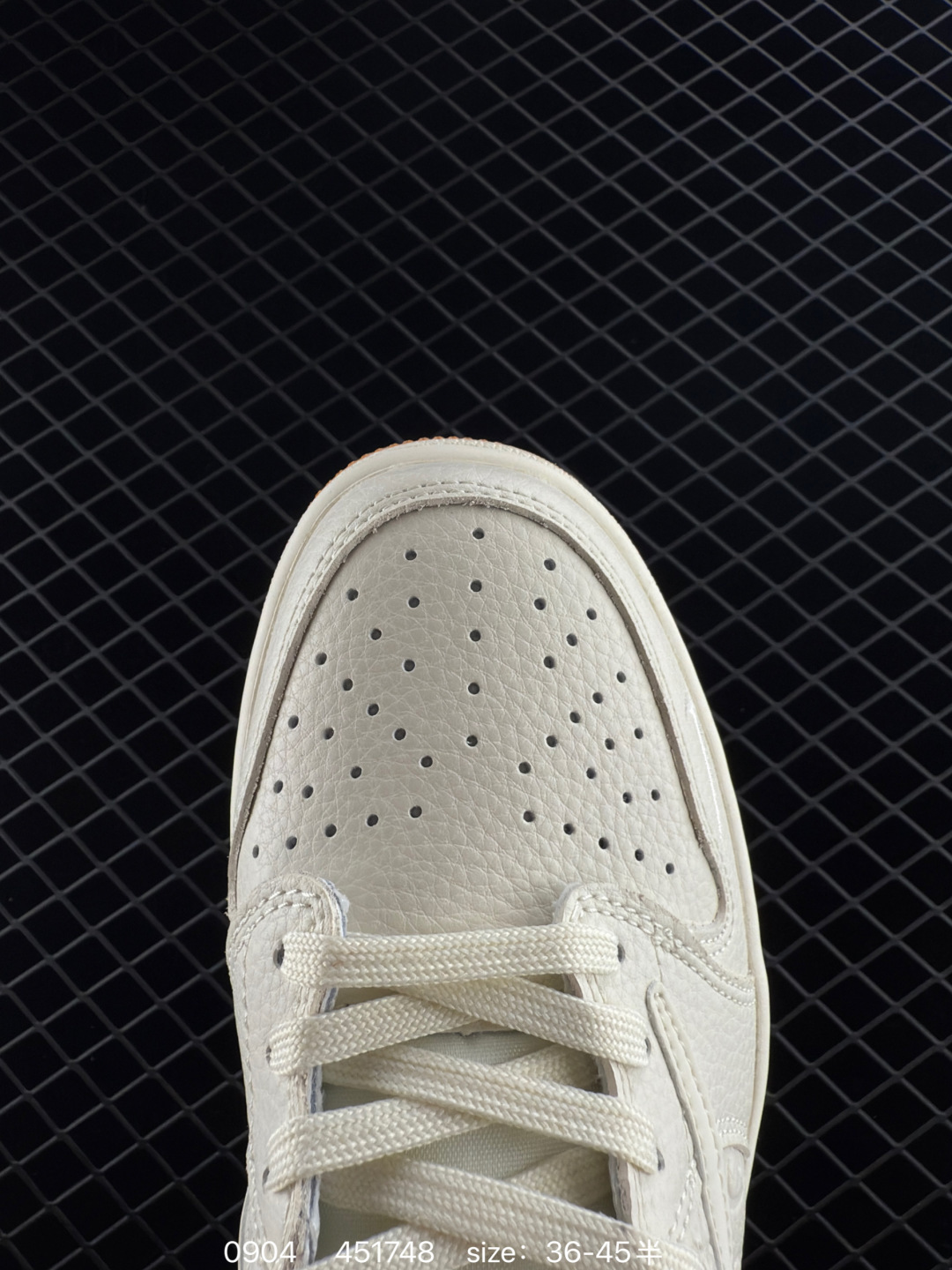 Travis Scott x Air Jordan 1 ” Reverse Mocha “